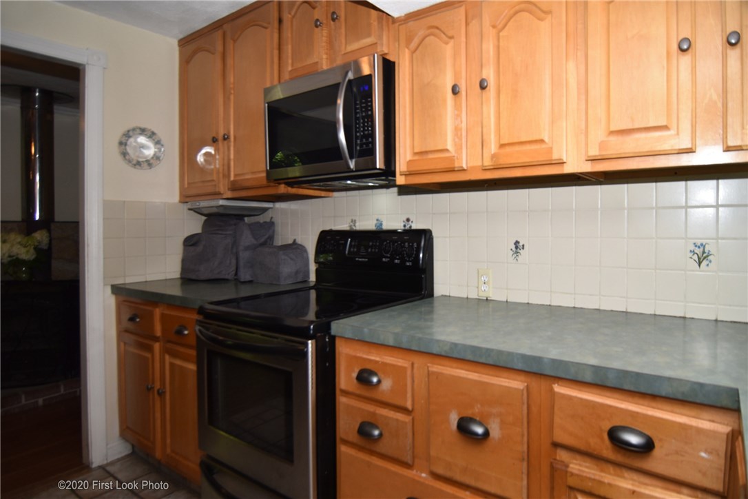 50 Austin Road Warwick, RI 02818 - Photo 15 of 32
