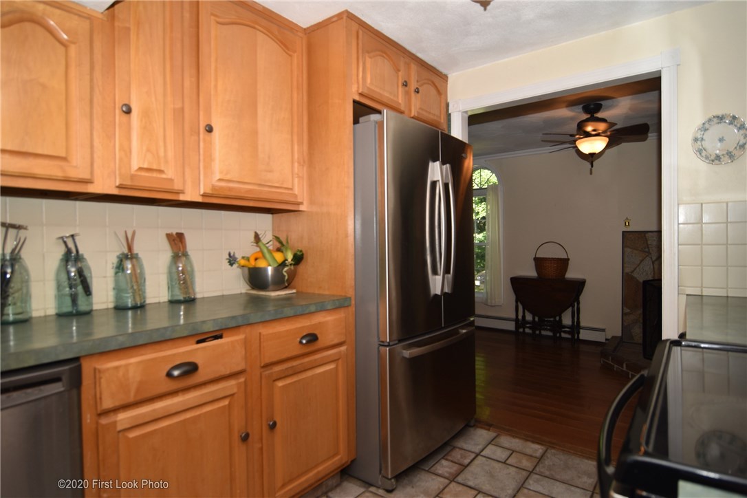 50 Austin Road Warwick, RI 02818 - Photo 16 of 32