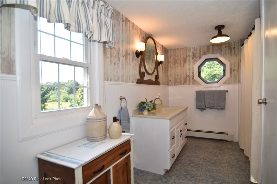 50 Austin Road Warwick, RI 02818 - Photo 19 of 32