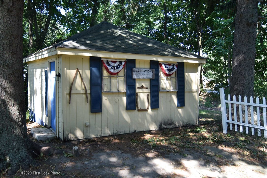 50 Austin Road Warwick, RI 02818 - Photo 29 of 32