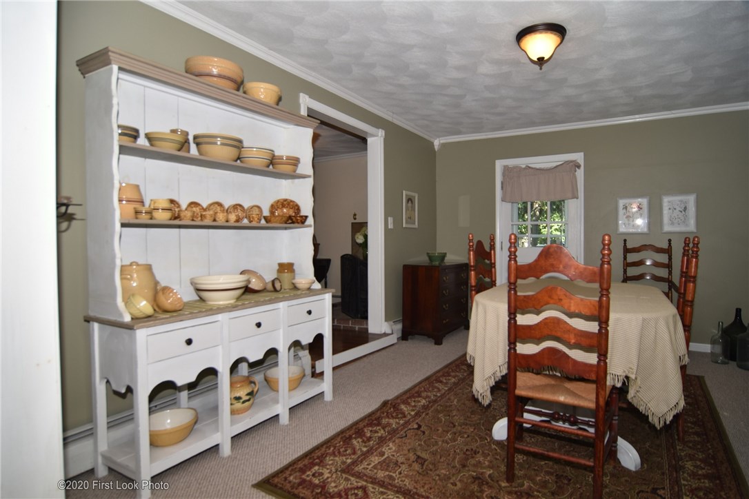 50 Austin Road Warwick, RI 02818 - Photo 6 of 32