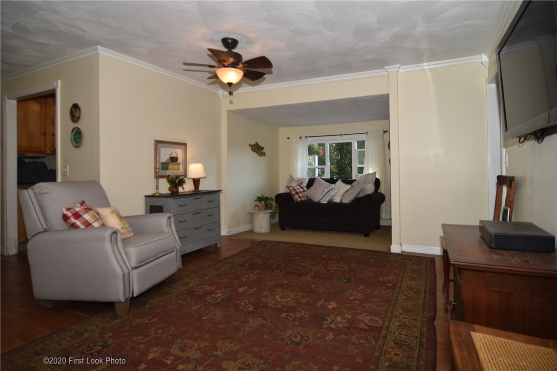 50 Austin Road Warwick, RI 02818 - Photo 9 of 32