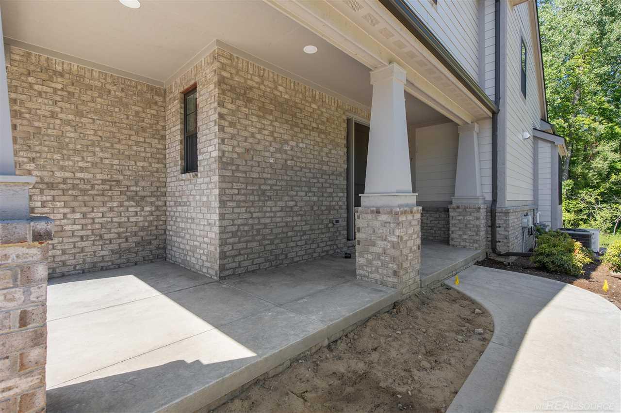 3837 Albatross Court, Unit 28/14 Rochester, MI 48309 - Photo 3 of 33