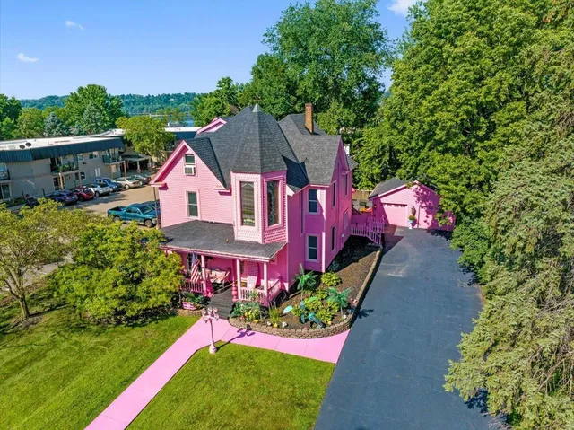 $1,100,000 | 1031 2nd Street, Hudson, WI 54016