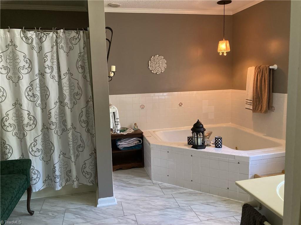 361 Eagle Falls Road Madison, NC 27025 - Photo 12 of 45 Gallery Image 12