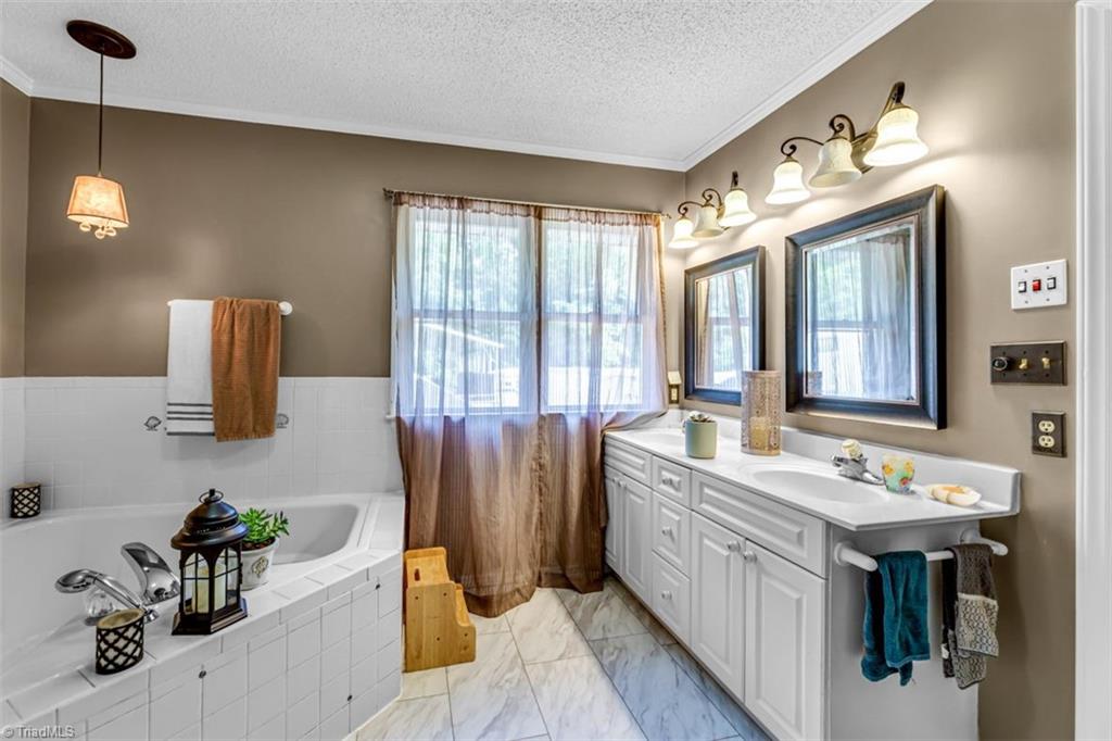 361 Eagle Falls Road Madison, NC 27025 - Photo 21 of 45 Gallery Image 21