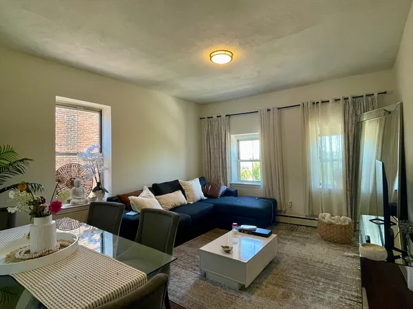 $3,323 | 475 Dudley Street, Unit 3, Boston, MA 02119