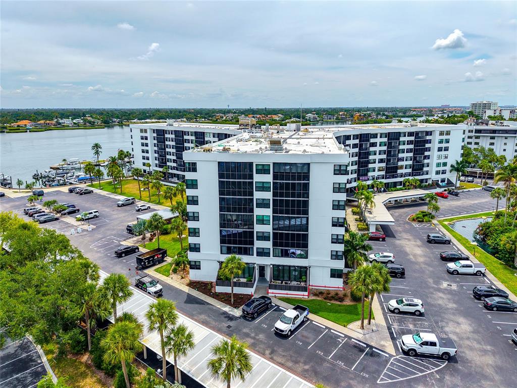 5855 Midnight Pass Road, Unit 514 Sarasota, FL 34242 - Photo 18 of 19