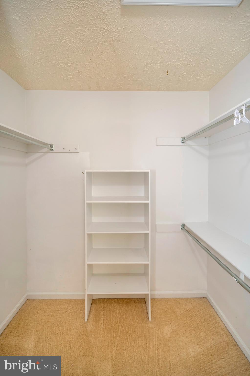 2239 Hunter's Run Drive, Unit 2239 Reston, VA 20191 - Photo 29 of 47 Gallery Image 29
