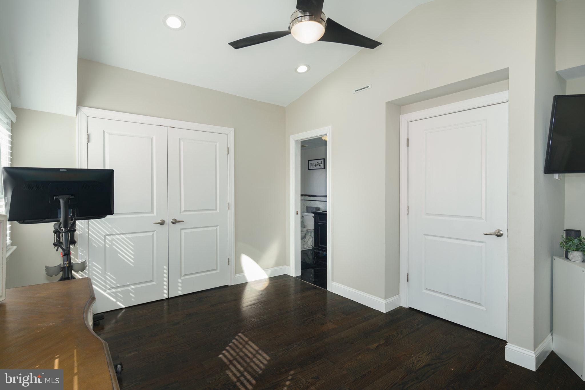 13030 Proctor Road Philadelphia, PA 19116 - Photo 27 of 35