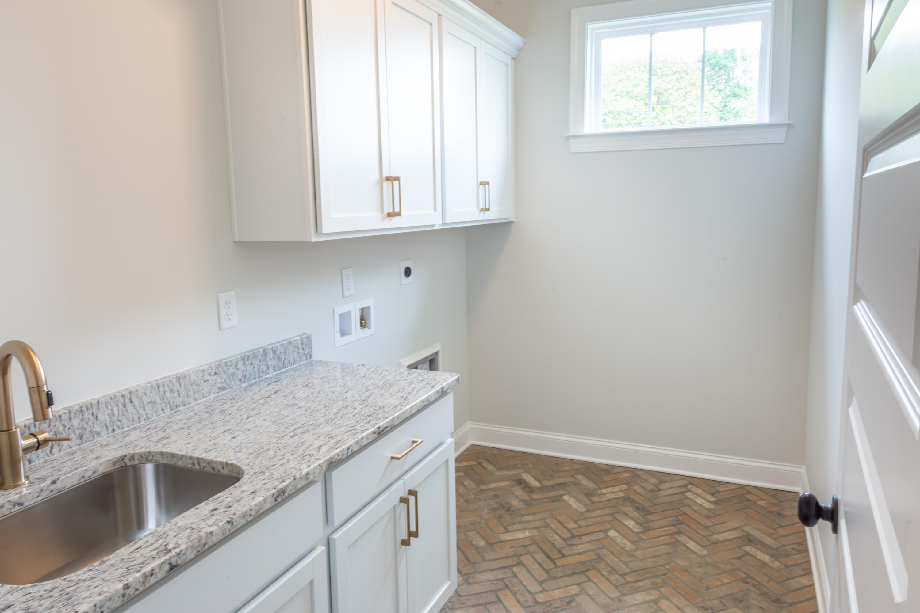 9620 Mayfly Road, Unit 6 Ooltewah, TN 37363 - Photo 29 of 39 Peyton Home Plan - Stock Images30