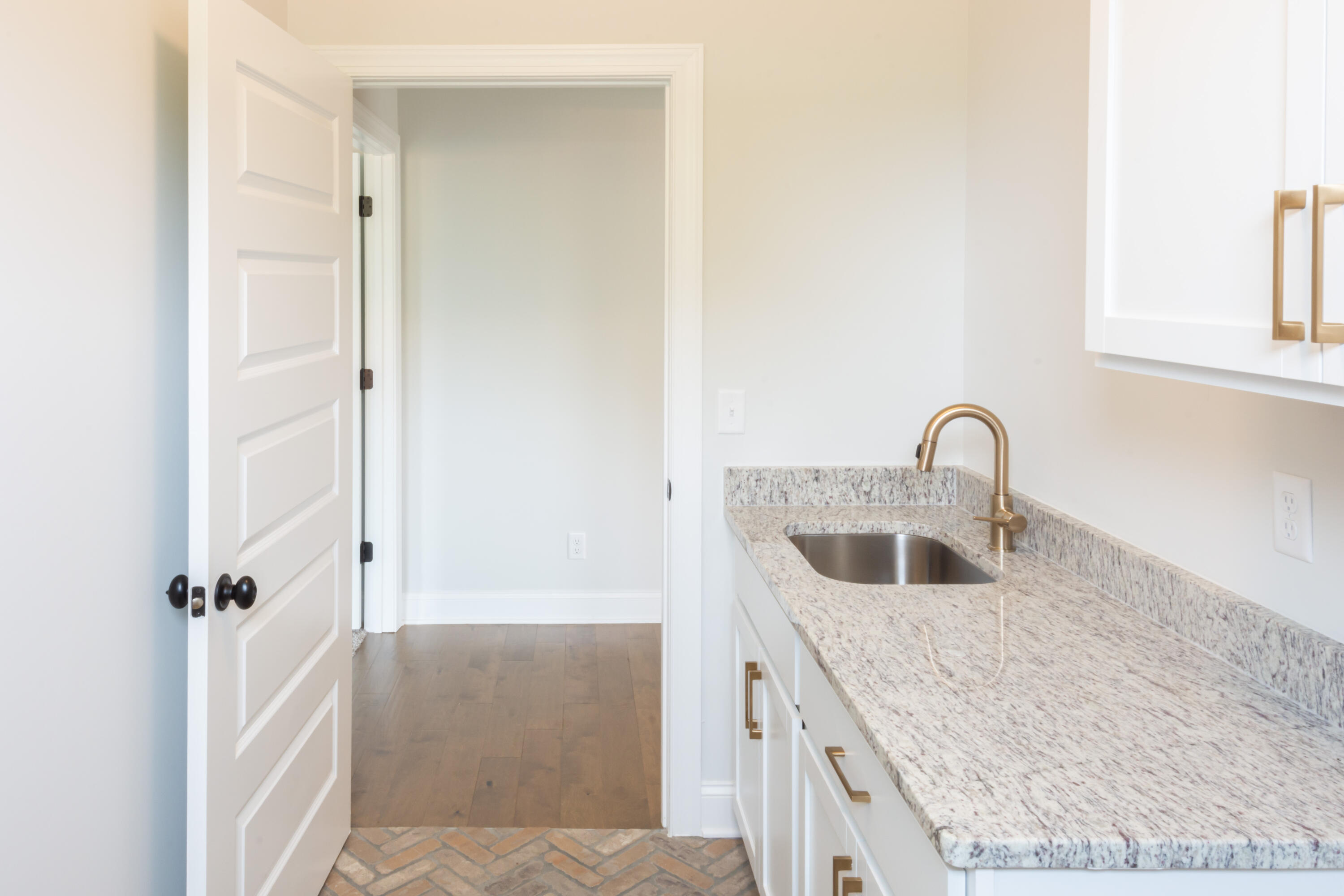 9620 Mayfly Road, Unit 6 Ooltewah, TN 37363 - Photo 31 of 39 Peyton Home Plan - Stock Images32