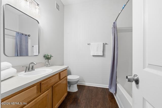 7920 Merrill Road, Unit 102 Jacksonville, FL 32277 - Photo 18 of 27 Bathroom 2