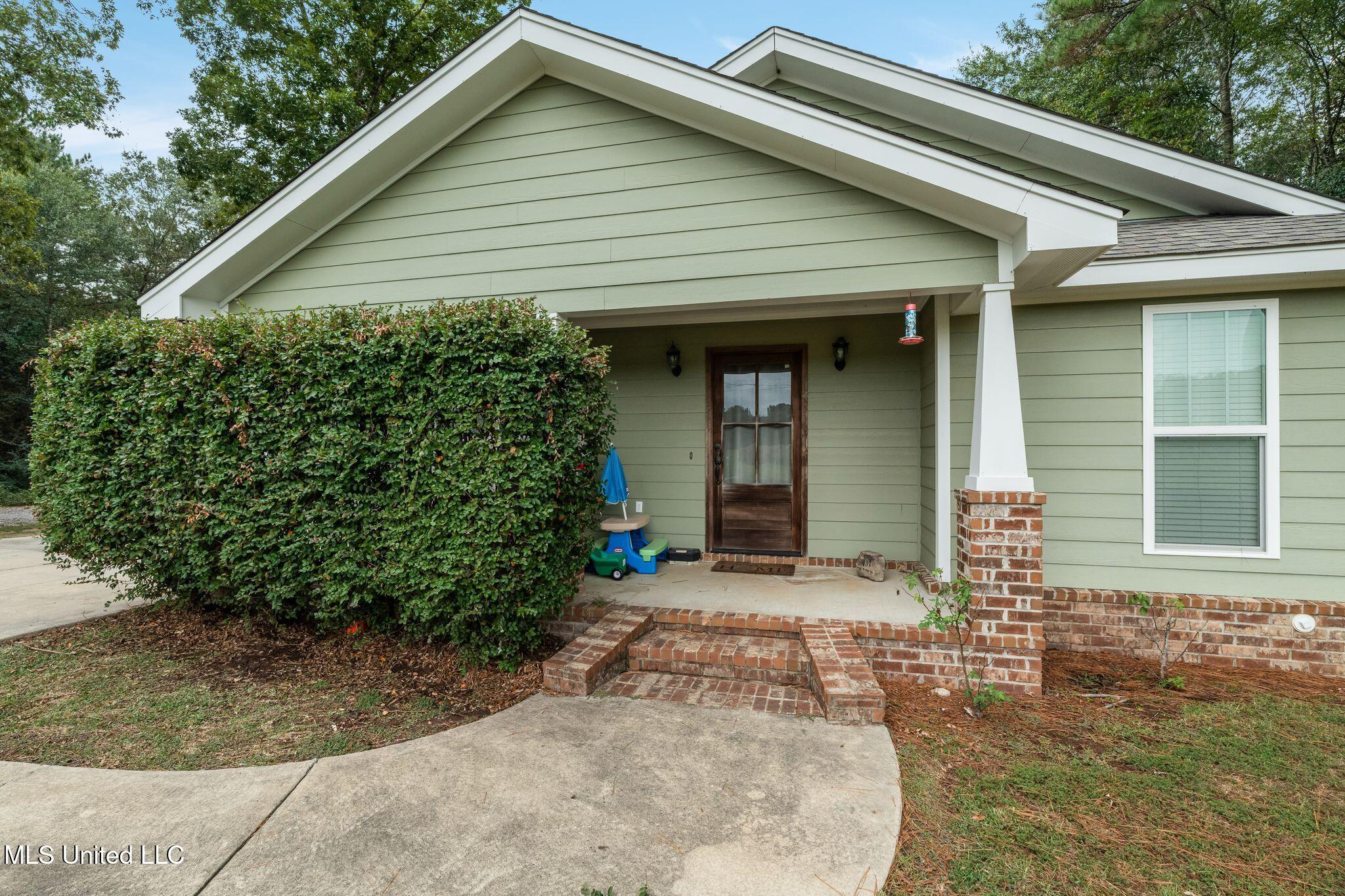 431 Gates Bridge Road Sumrall, MS 39482 - Photo 5 of 38 431_Gates_Bridge_Rd-5