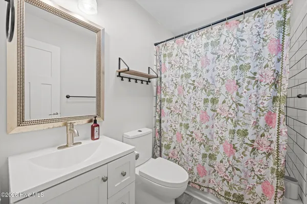 $315,000 | 6115 Gondolier Drive, New Bern, NC 28560