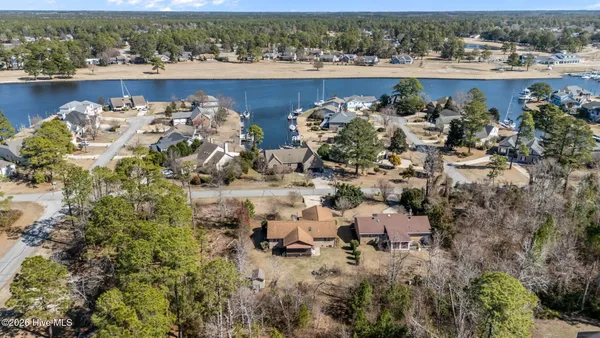 $315,000 | 6115 Gondolier Drive, New Bern, NC 28560