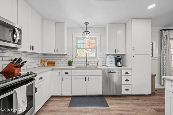 $315,000 | 6115 Gondolier Drive, New Bern, NC 28560