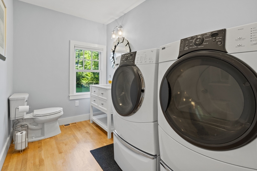 35 Keyes Road Westford, MA 01886 - Photo 20 of 37