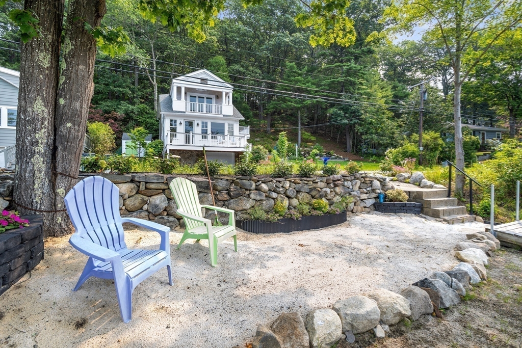 35 Keyes Road Westford, MA 01886 - Photo 4 of 37