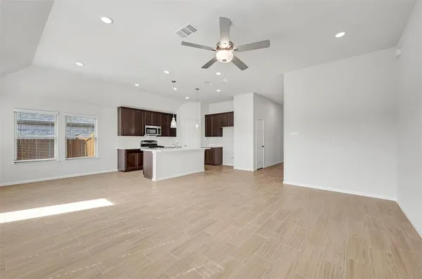 $329,990 | 764 Grand Dl Drive, Lavon, TX 75166