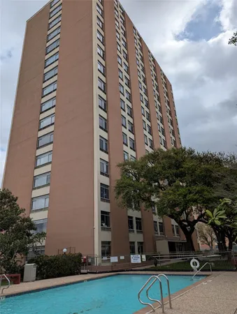 $1,300 | 7520 Hornwood Drive, Unit 402, Houston, TX 77036