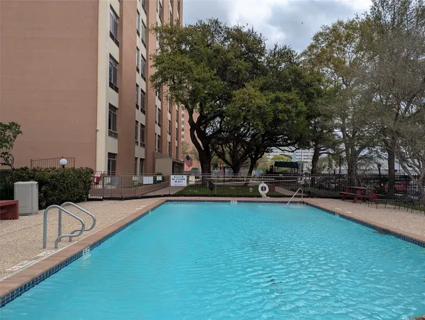 $1,300 | 7520 Hornwood Drive, Unit 402, Houston, TX 77036