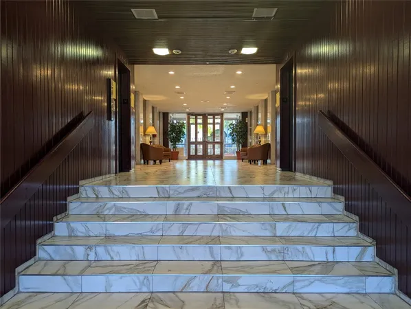 $1,300 | 7520 Hornwood Drive, Unit 402, Houston, TX 77036