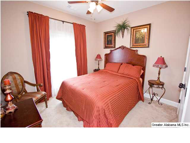 426 Ballantrae Road Pelham, AL 35124 - Photo 16 of 25
