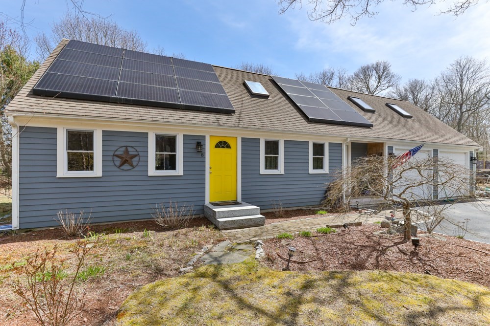 8 Trotters Lane Barnstable, MA 02648 - Photo 1 of 41 a front view of a house with a yard