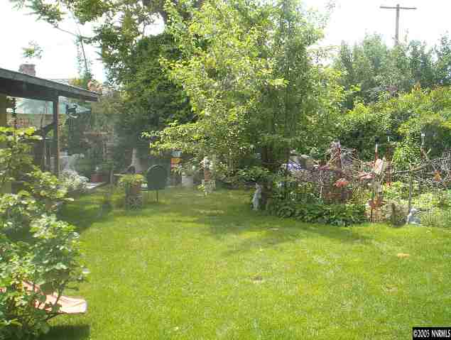 765 Bates Avenue Reno, NV 89502 - Photo 3 of 9