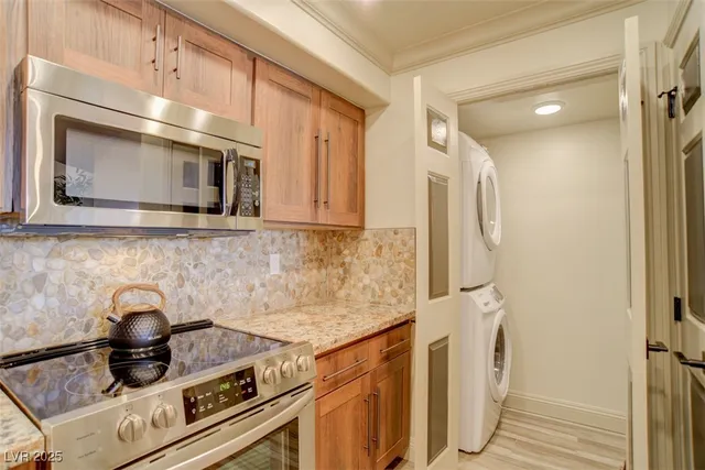 $3,200 | 555 East Silverado Ranch Boulevard, Unit 2110, Las Vegas, NV 89183