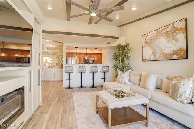$3,200 | 555 East Silverado Ranch Boulevard, Unit 2110, Las Vegas, NV 89183