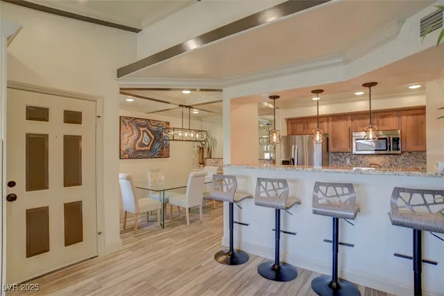 $3,200 | 555 East Silverado Ranch Boulevard, Unit 2110, Las Vegas, NV 89183
