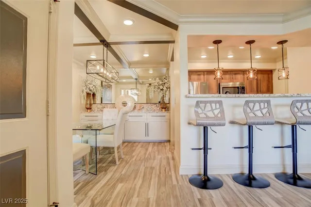 $3,200 | 555 East Silverado Ranch Boulevard, Unit 2110, Las Vegas, NV 89183