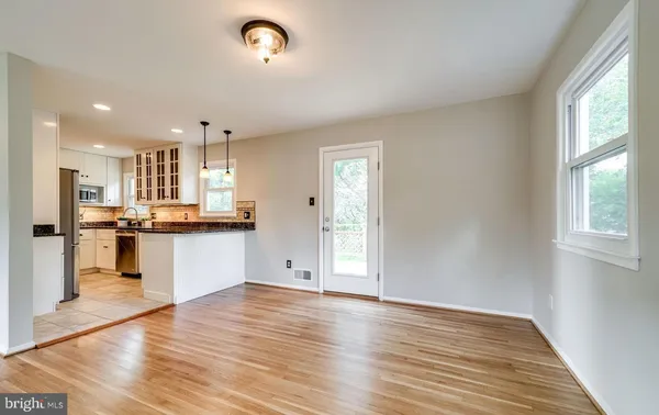 $3,800 | 5116 Ampthill Drive, Alexandria, VA 22312