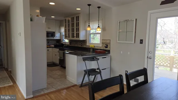 $3,800 | 5116 Ampthill Drive, Alexandria, VA 22312