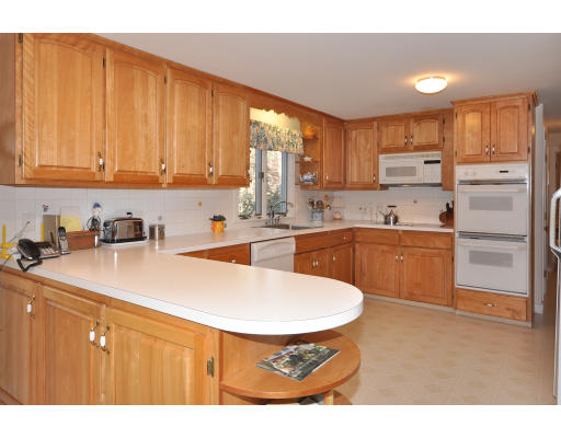 66 Border Road Concord, MA 01742 - Photo 2 of 7