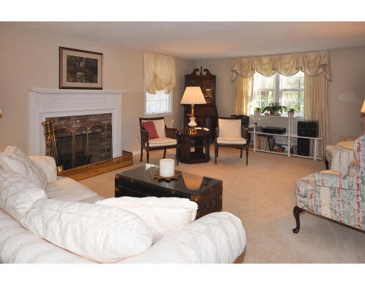 66 Border Road Concord, MA 01742 - Photo 3 of 7