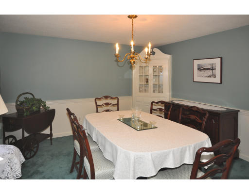 66 Border Road Concord, MA 01742 - Photo 5 of 7