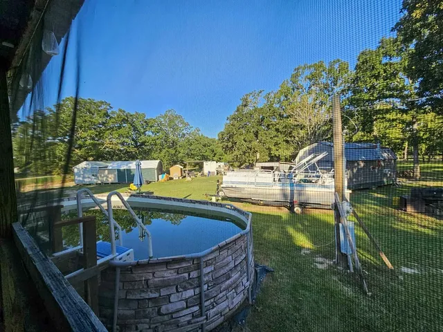 $155,000 | 301 Anderson County Road 1370, Palestine, TX 75801