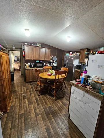 $155,000 | 301 Anderson County Road 1370, Palestine, TX 75801