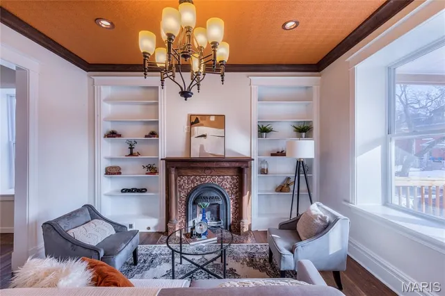 $395,000 | 3971 Juniata Street, St. Louis, MO 63116