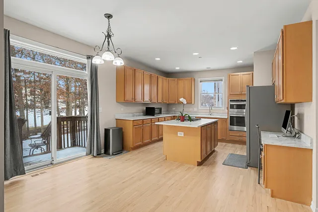 $599,900 | 5657 Angouleme Lane, Hoffman Estates, IL 60192