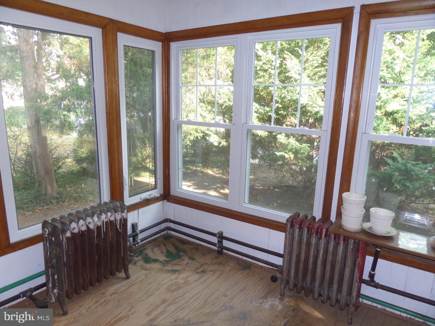 236 Sylvan Avenue Rutledge, PA 19070 - Photo 21 of 24 Sun Room