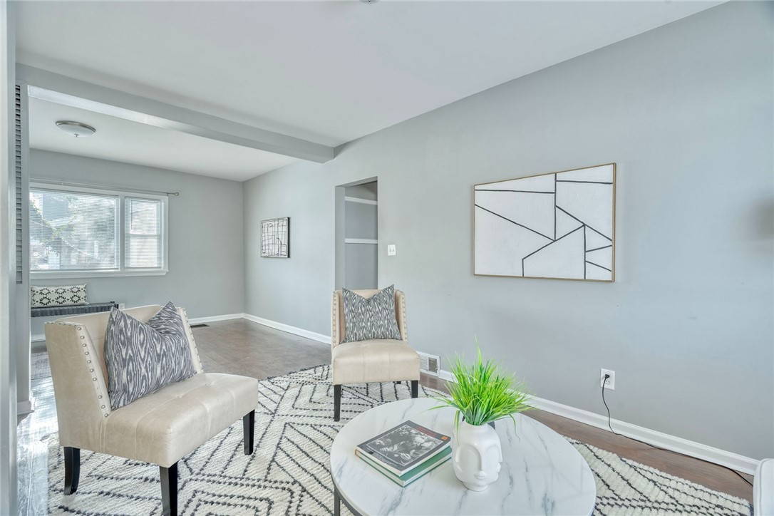 883 Brown Road Irondequoit, NY 14622 - Photo 13 of 41