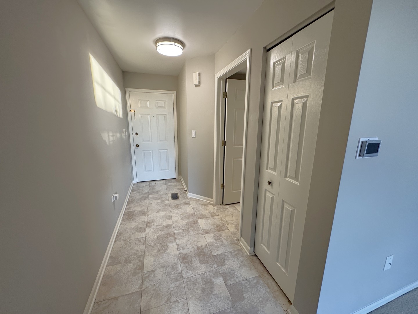 1978 Gary Court, Unit B Schaumburg, IL 60193 - Photo 17 of 18