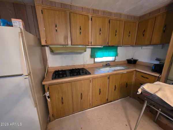 $10,000 | 900 South Idaho Road, Unit 9, Apache Junction, AZ 85119