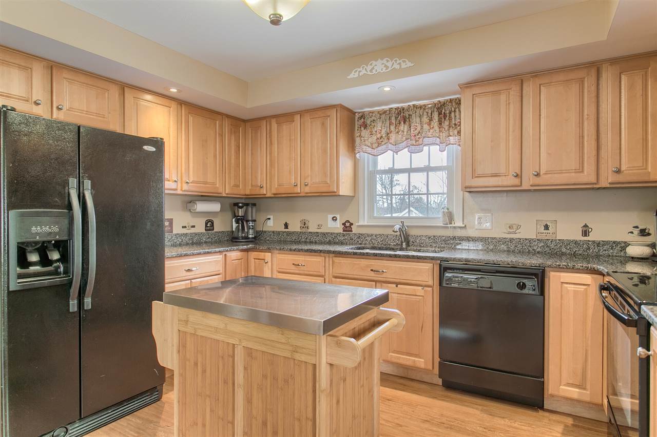 100 Cameron Street Manchester, NH 03103 - Photo 4 of 36