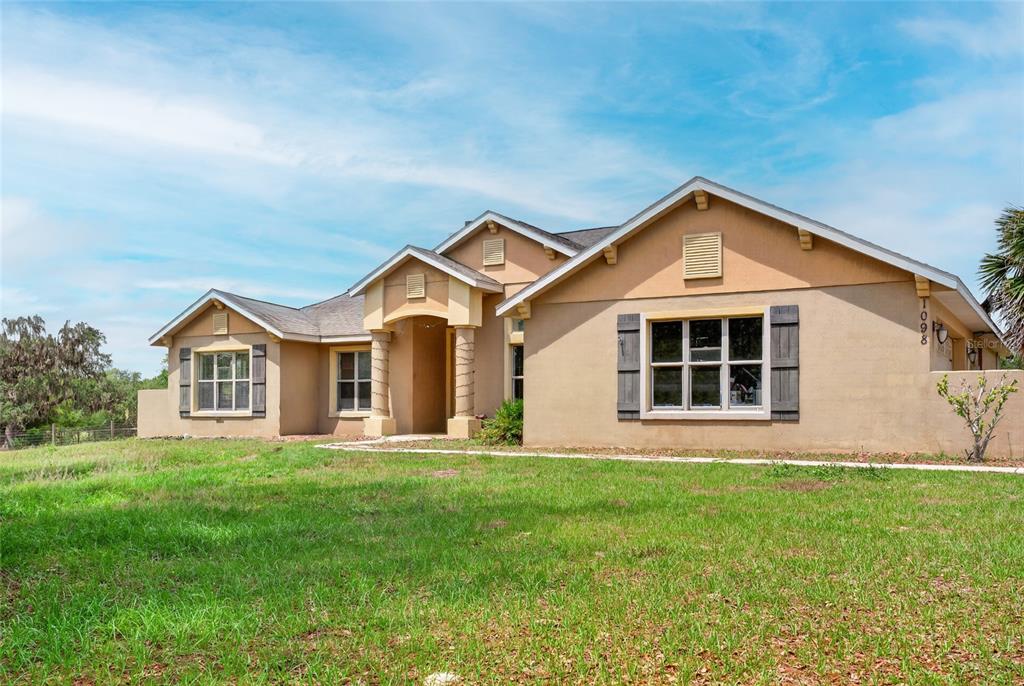 1098 Northwest 165th Ct Road Dunnellon, FL 34432 - Photo 4 of 35