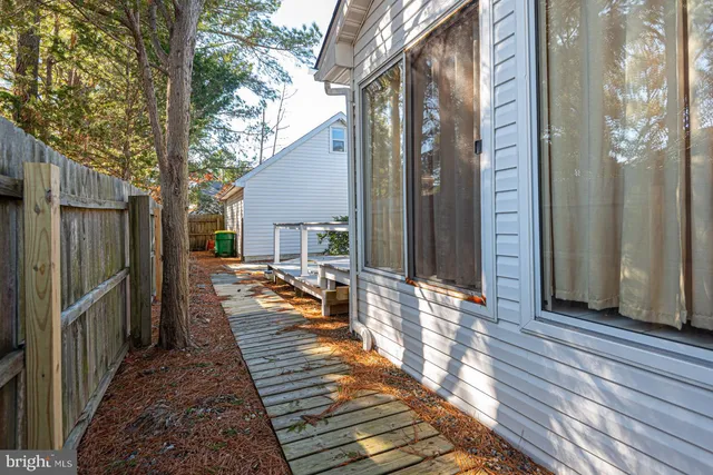 $2,050 | 69 Lookout Point, Ocean Pines, MD 21811